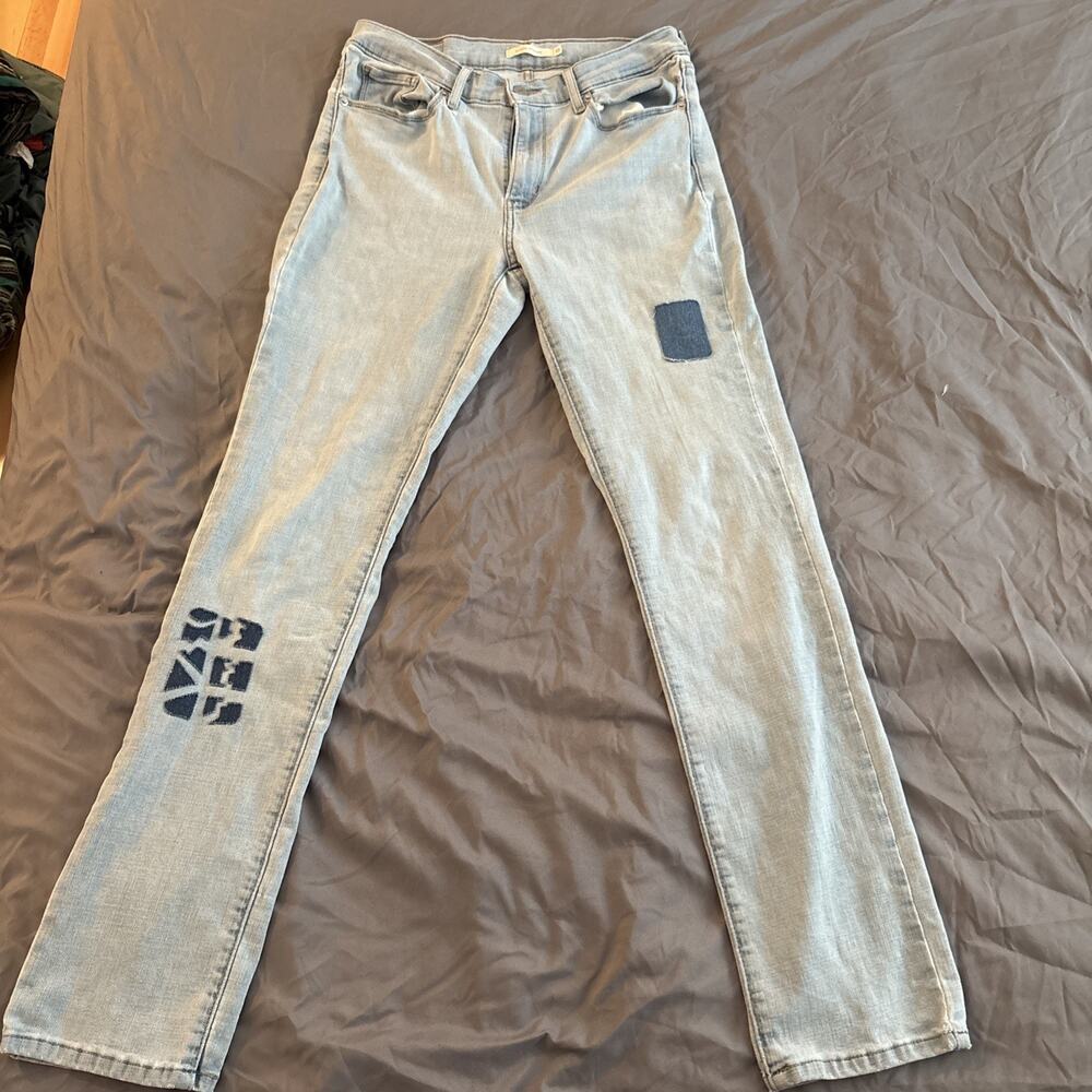 Levi's Classic Straight Jeans Women's Size 10 Medium Wash Stretch Denim UNIQUE